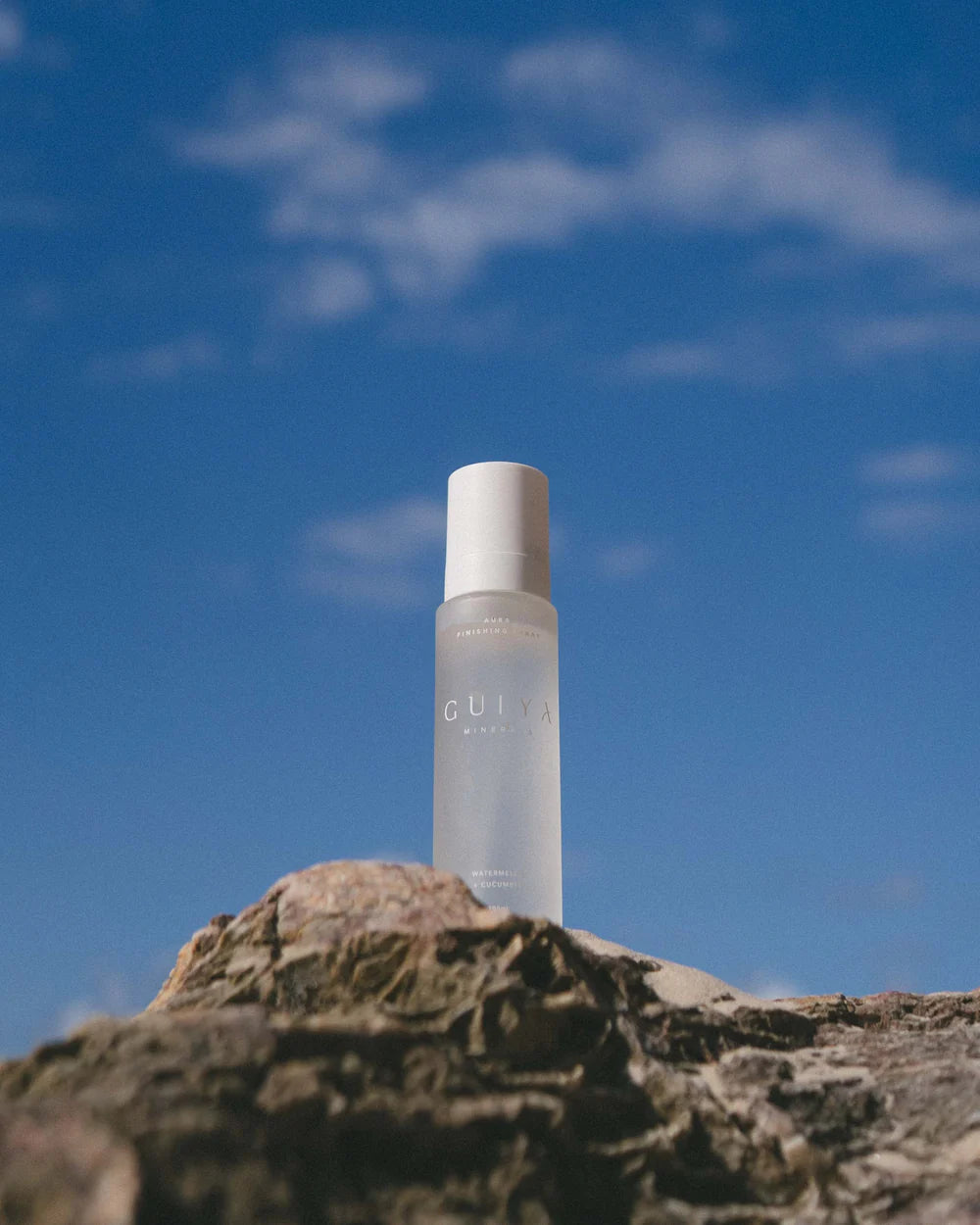 AURA FINISHING SPRAY
